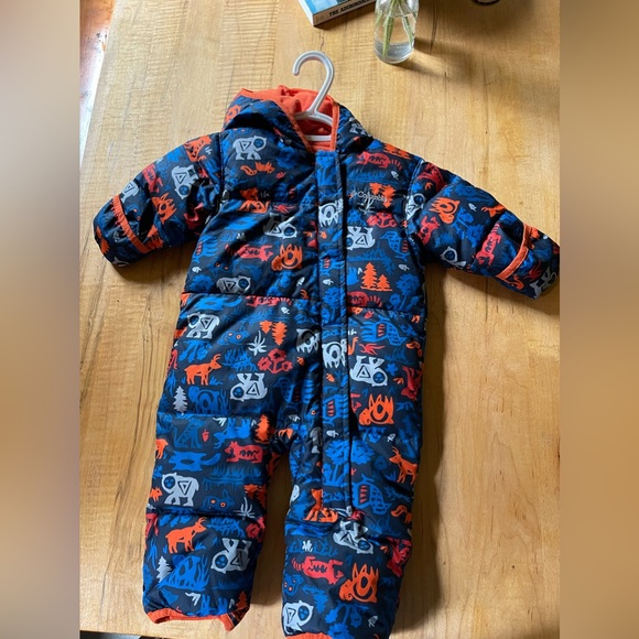 Columbia Snowsuit 6-12 months - Picture 1 of 2